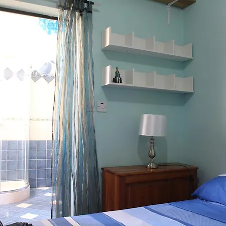 South Pacific Flat 2 *