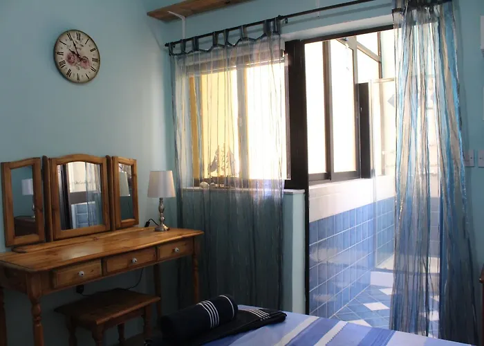 South Pacific Flat 2 Апартаменты Марсаскала