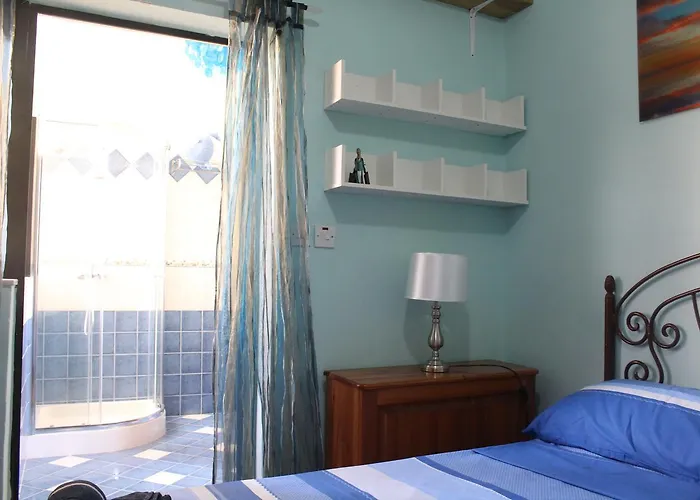 South Pacific Flat 2 *